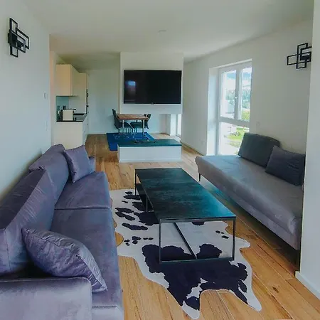 Downhill توبليتز